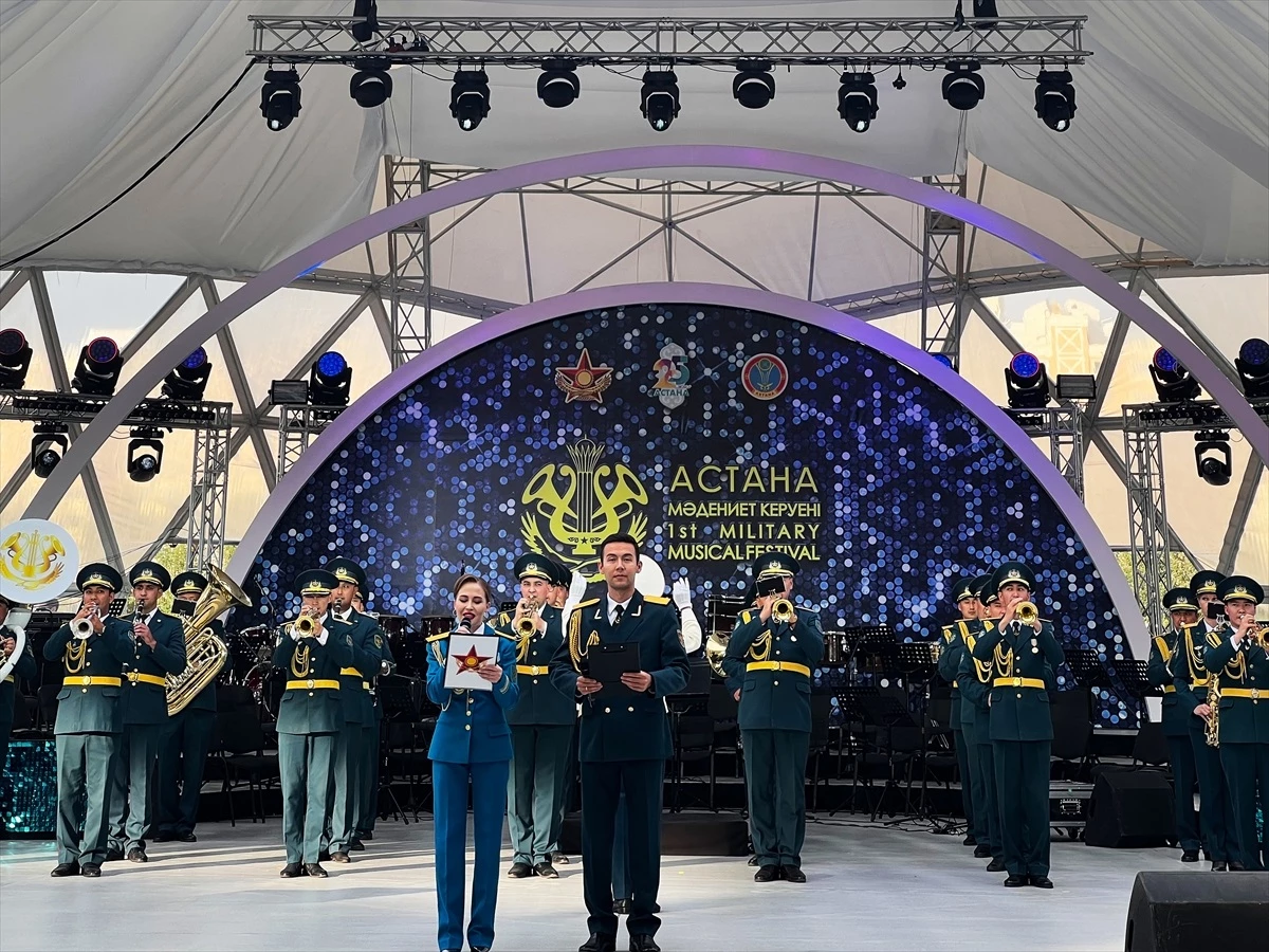 Kazakistan’da Milletlerarası Askeri Bandoların Şenliği Başladı