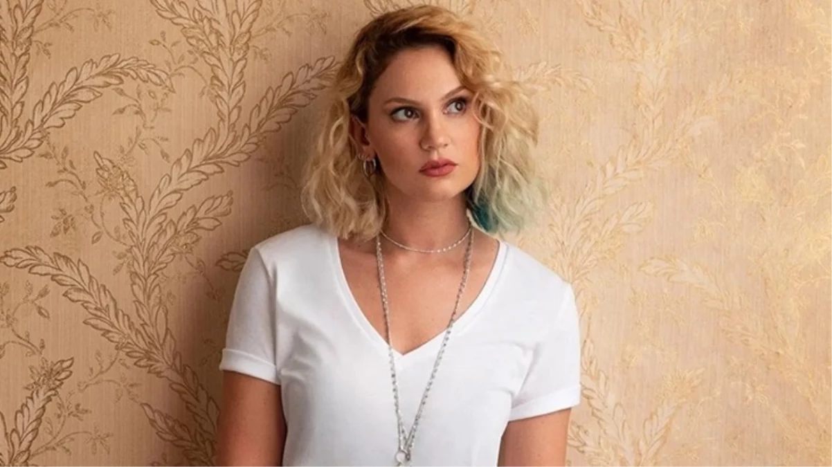 Farah Zeynep Abdullah, Kızılcık Şerbeti’nin takımına dahil oldu