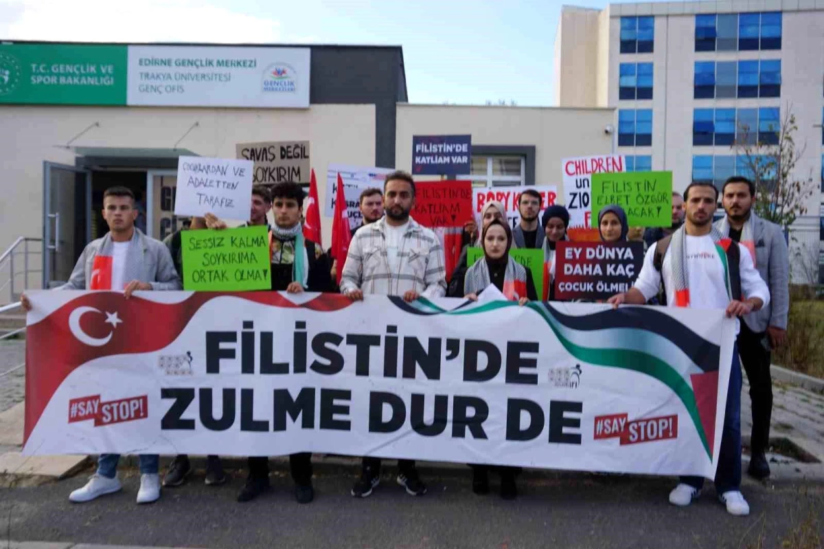 Üniversiteli Gençler İsrail’in Gazze’ye yönelik taarruzlarını kınadı