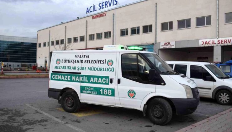 Malatya’da ambulansın çarptığı bayan hayatını kaybetti