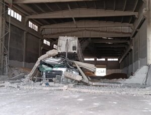 Gaziantep’te TIR’ın Dorsesi Duvara Çarptı: 1 Meyyit