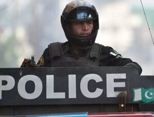 Pakistan’da 3 başka atakta 53 kişi can verdi