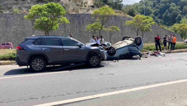 Zonguldak’ta Araba Kazası: 1 Meyyit, 6 Yaralı