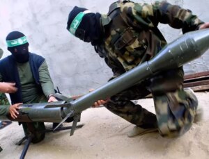 Hamas, 7 Ekim ataklarının yıl dönümünde Tel Aviv’e füze saldırısı başlattı