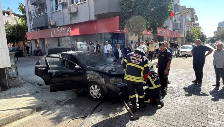 Nazilli’de Seyir Halindeki Arabada Yangın Çıktı