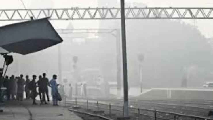 Pakistan’da Hava Kirliliği Nedeniyle Eğitime Orta Verildi