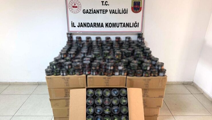 Gaziantep’te 1 milyon 850 bin TL değerinde kaçak nargile tütünü, cep telefonu ve sigara ele geçirildi